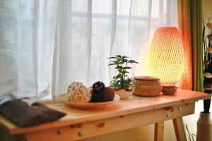 BRT301 Ikebukuro Station Double Apartment in a Busy Business District, Yamanote Line and 8 Subway Lines Direct to Shinjuku, Shibuya, Ginza, Akihabara, Fully Equipped