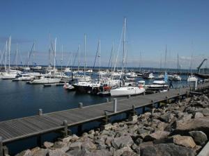 Landhauswohnung in Kroepelin mit großem Garten