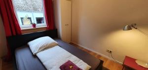 1 Great Apartment near Hans Albers Platz,