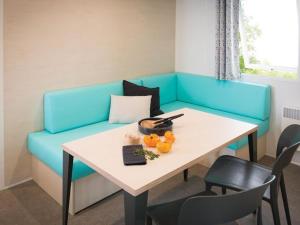 Campings Mobil-home avec Terrasse pour 4 pers. - API-1-52-776 : photos des chambres