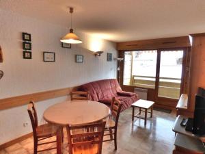 Charmant T2 + coin montagne pour 4 personnes, proche des pistes - FR-1-458-245