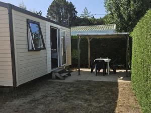 Campings Mobil Home avec Terrasse - 3 couchages a Notre-Dame-de-Monts - API-1-52-605 : photos des chambres