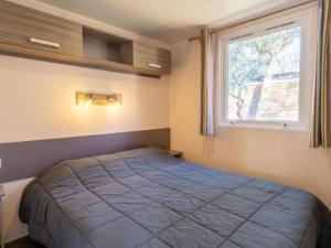 Mobil home pour 7 pers avec terrasse à Soustons - API-1-52-418