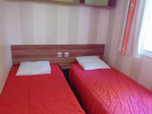 Mobil-home spacieux pour 6 pers avec terrasse - API-1-52-603