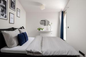 Coco Chanel Boutique Apartment by Goodnite cz