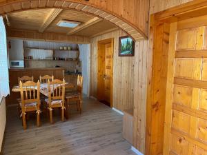 Шовкова косиця