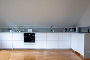 Apartment Near Sea and Nature, Free Parking & Cleaning