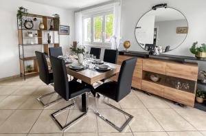 Appartements Appartement lumineux avec balcons et parking prive : photos des chambres