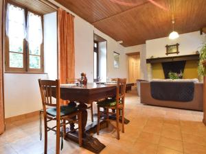 Maisons de vacances Quaint Home in Berbiguieres, Valley of the Castles at 15min : photos des chambres