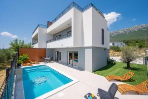 Villa Mima II, Holiday oasis with hydromassage pool