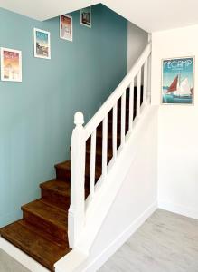 Au Clerc de lOrangerie 2-6 voyageurs