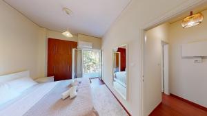 Prigipos Petrou Cozy Apartment Glyfada