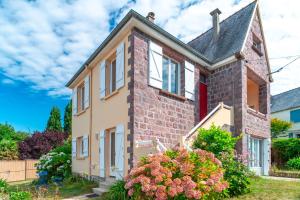 Maisons de vacances Maison Hortense - a Pleneuf-Val-Andre : Maison 3 Chambres