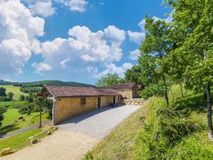 Maisons de vacances Tranquil Holiday Home in Soturac with pool : photos des chambres