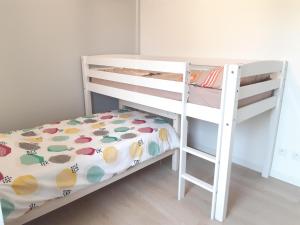 Maisons de vacances Tranquil Holiday Home in Soturac with pool : photos des chambres