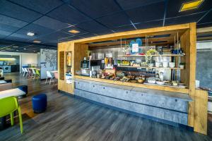 Hotels ibis budget La Roche Sur Yon Vendespace : photos des chambres
