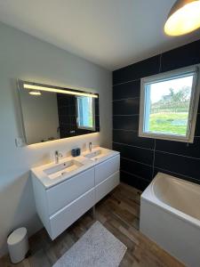 Maisons de vacances Maison de l-ecluse : photos des chambres