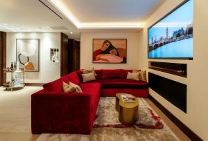 St James Prestige Suite