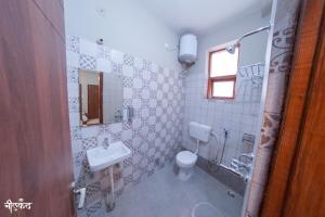 Neelkanth - 2-BHK Flat Near BHU