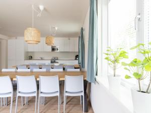 Lovely apartment on Ameland near Nes