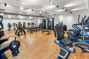 Escapada de lujo con piscina y jardines