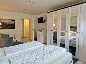 Moin-Moin-1-Am-Kampland