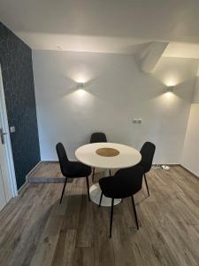 Appartements Saint-Maur Appartement Calme et Confortable, RER A, Bords de Marne : photos des chambres