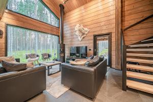 Villa Tieva A Ski-in Ski-out with private Jacuzzi by Aavalevi