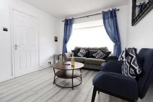 Lovely 3-Bed in Scenic Aberdare!