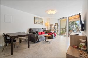 Beautiful Beachfront 2-bed in Playa Bella - RDR501