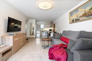 Beautiful Beachfront 2-bed in Playa Bella - RDR501