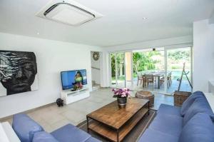 Stylish Pool Villa 63F - Koh Chang