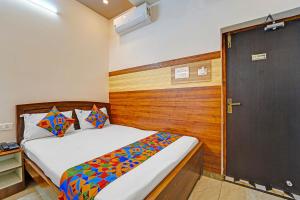 FabHotel Raja Residency
