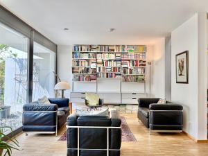 Snug Stays 7 - Design House in Starnberg, Terrace, Lake, Munich south