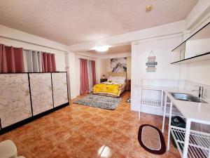 L1 Family Studio Apartment Room near Damosa IT Park, SM Lanang & Airport