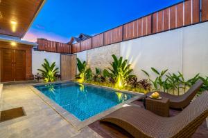 Saum - 10 Min To Beach, Tranquil Retreat with Private Pool