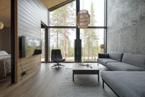 Villa Arctic Trail, Apartment A - Aurora view hot tube - Sauna - Lapland holiday