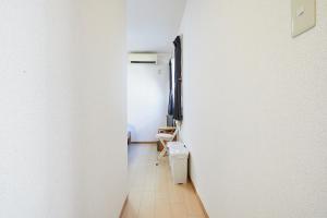 202 Nishi-Shinjuku Gochome Station 5 minutes on foot