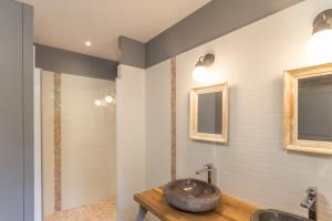 Maisons de vacances Les pommiers : photos des chambres
