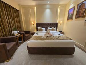 Hotel Regal Club and Resort