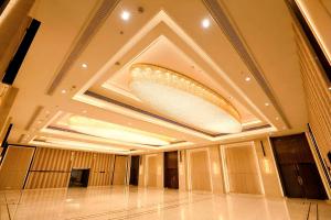 Hotel Regal Club and Resort