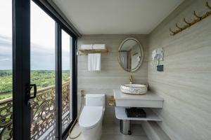 Riverside Hotel Đông Anh