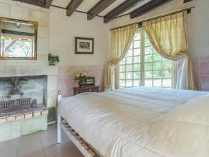 Riverside Hideaway in Cinais