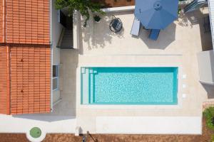 Villa Cvita for 2 people near Pula with private heated pool