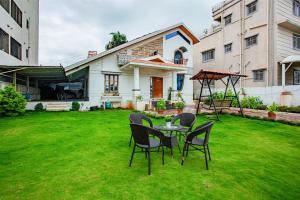 Sun Bliss Villa By StayAtlas