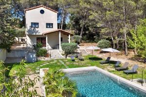Maisons de vacances Altinea - Family Home with Infinity Pool : photos des chambres