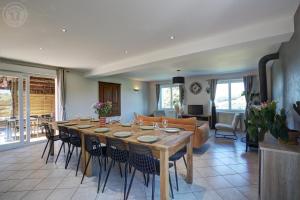 Maisons de vacances Gite de charme au coeur des Monts du Lyonnais : photos des chambres