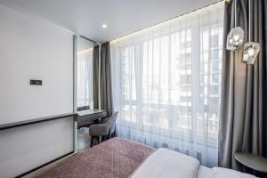 Petrovdom Apartments 5-123, Building 18, in RC Fayna Town, Saliutna Street 2