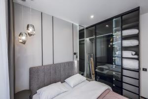 Petrovdom Apartments 5-123, Building 18, in RC Fayna Town, Saliutna Street 2