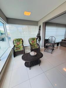 Acqua • Apto 401 • BC · Frente Mar • Av. Atlântica • Vaga carro Elétrico